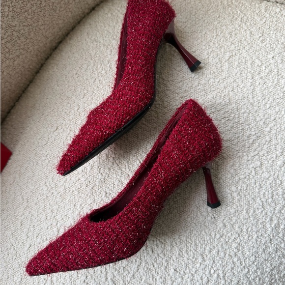 Heels - Picture 6 of 7